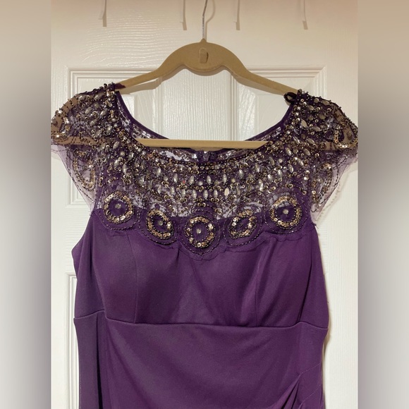 Xscape Brand Size 12 Plum Color Long Gown - Picture 12 of 13